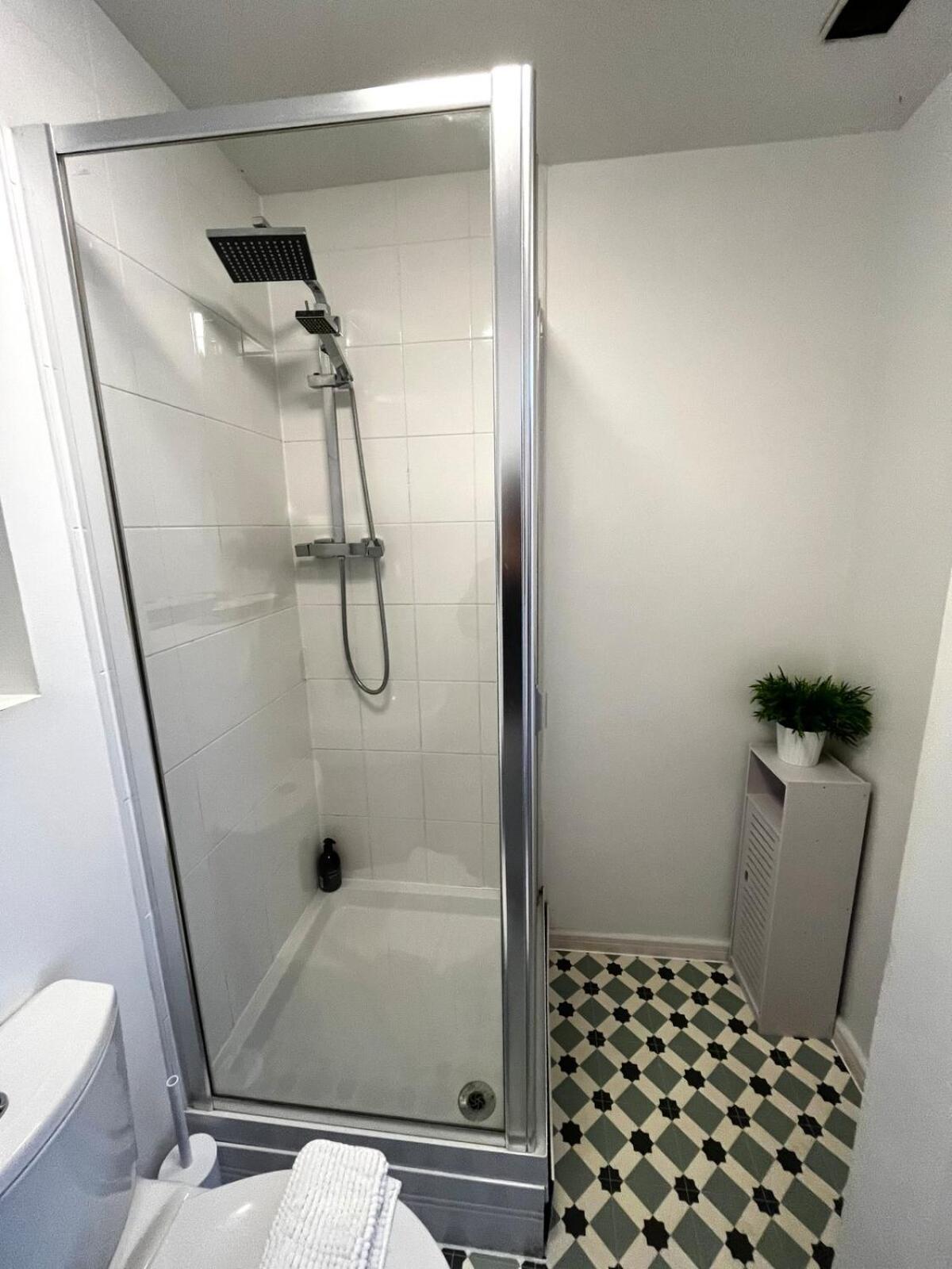 Apartamento Serene 2-bed Flat With Canal Views - Coop Live & Ethiad *